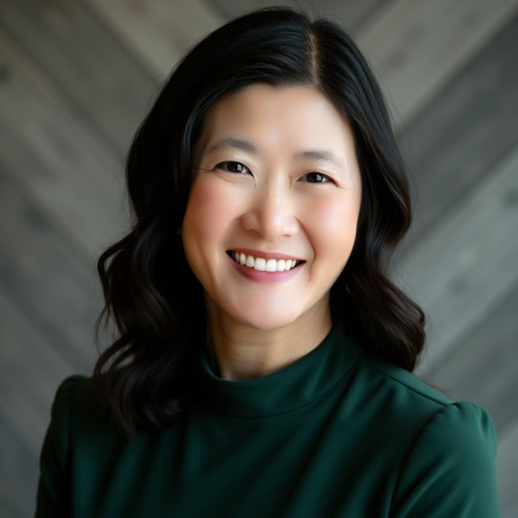 Stephanie Leung Headshot